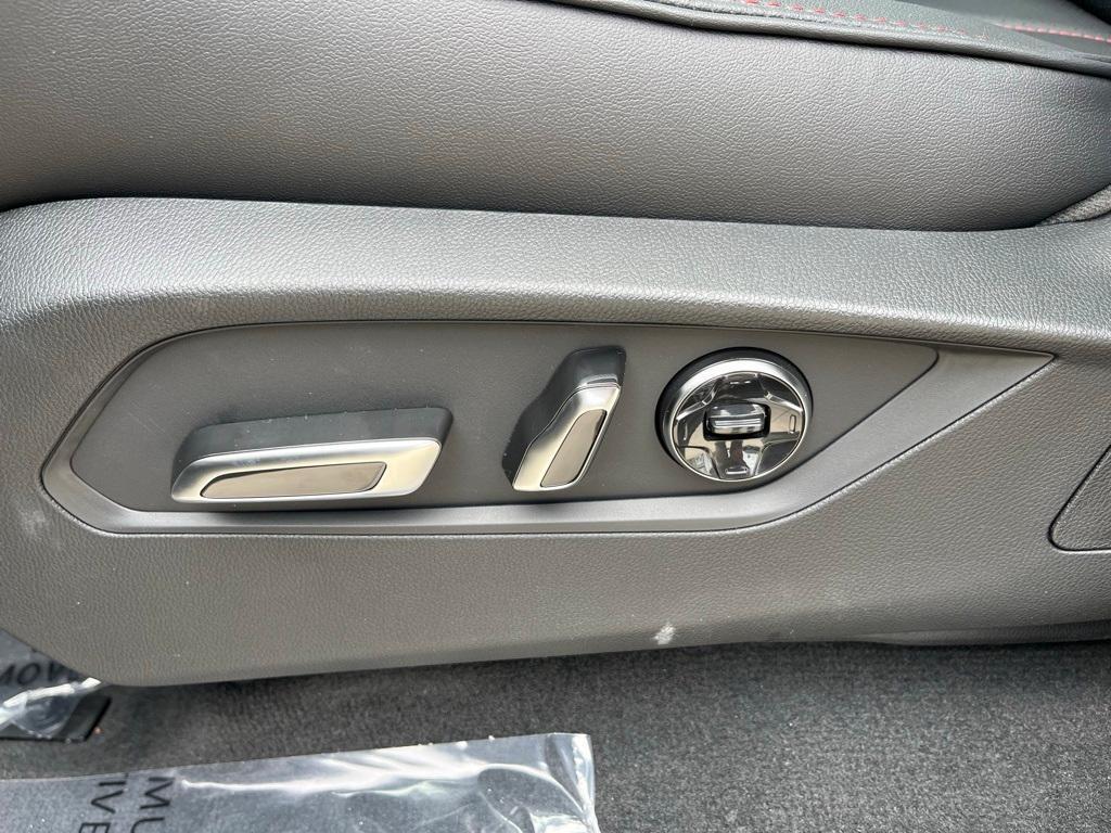 new 2026 Acura MDX car, priced at $70,250