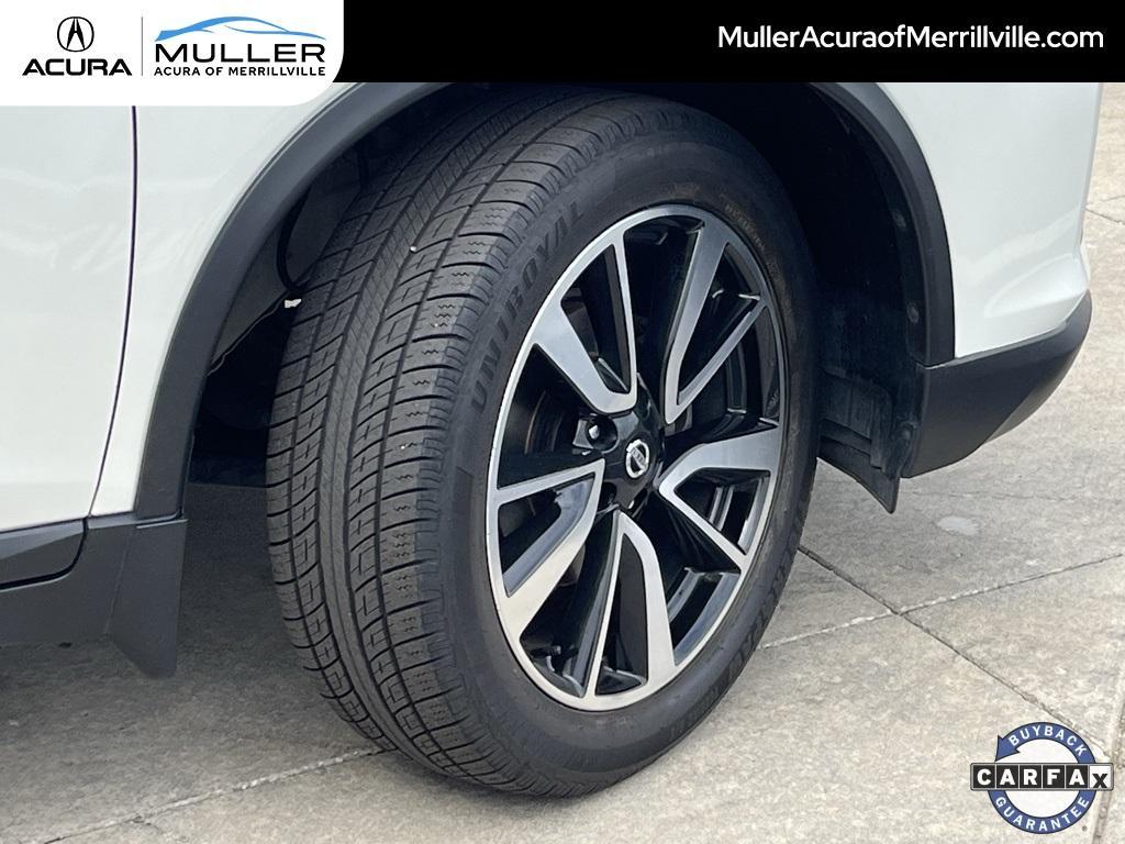 used 2019 Nissan Rogue car, priced at $17,729