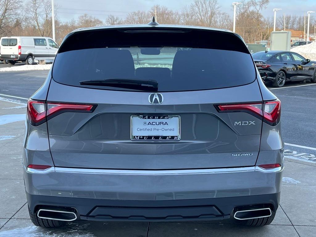 used 2024 Acura MDX car, priced at $44,424