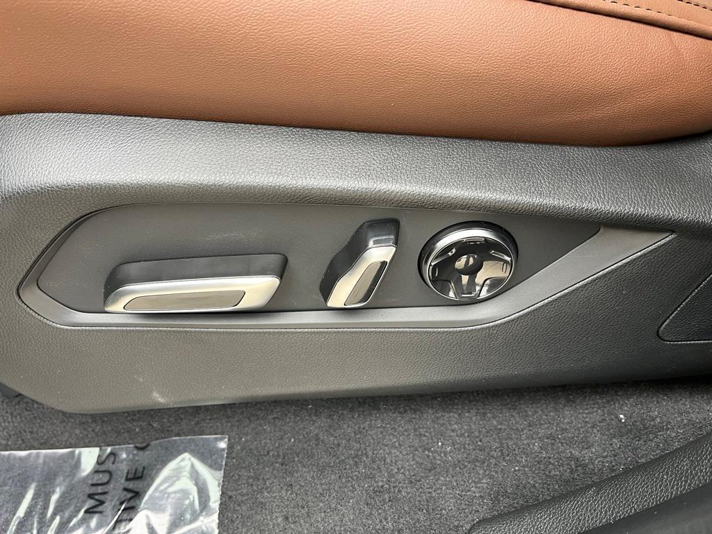 new 2026 Acura MDX car, priced at $61,350