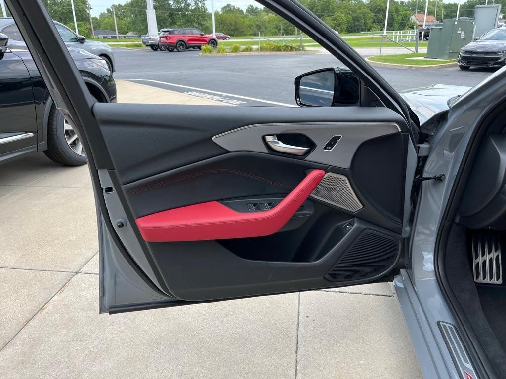 used 2025 Acura TLX car, priced at $43,504