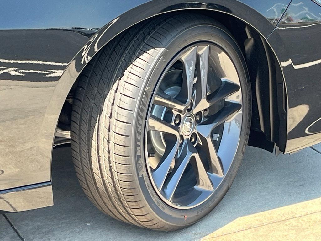 new 2025 Acura TLX car, priced at $52,195