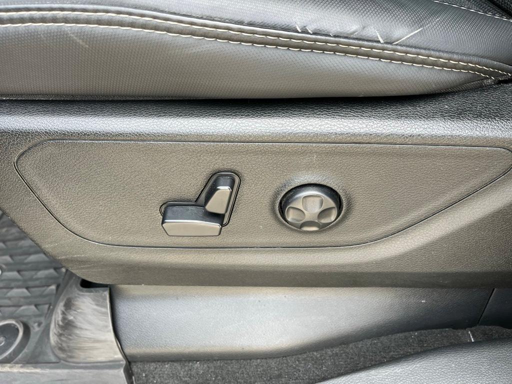 used 2020 Ram 1500 car, priced at $32,321