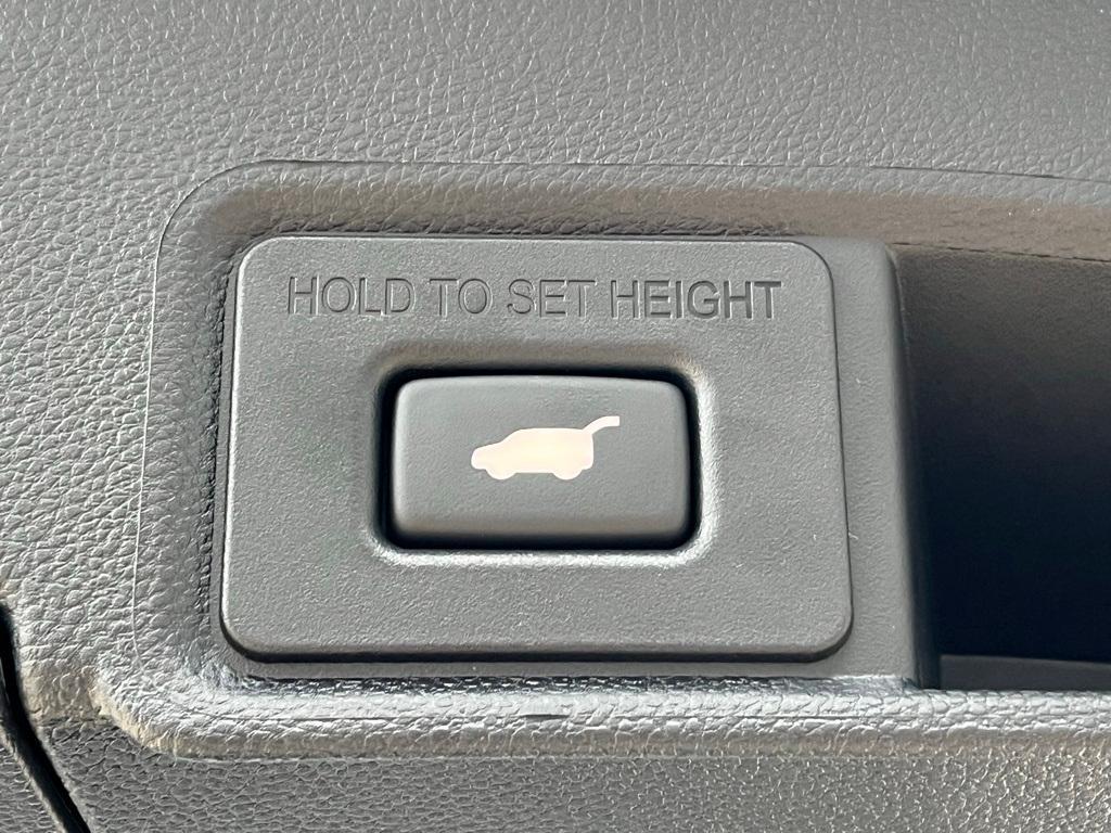 new 2025 Acura RDX car, priced at $49,250