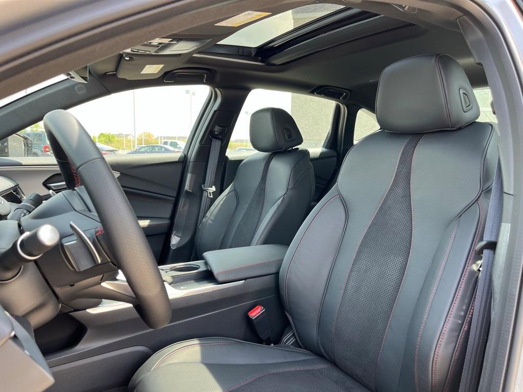 new 2025 Acura TLX car, priced at $51,595