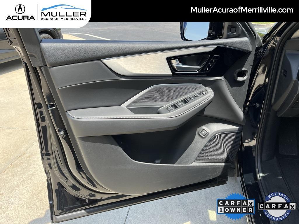 used 2025 Acura MDX car, priced at $48,222