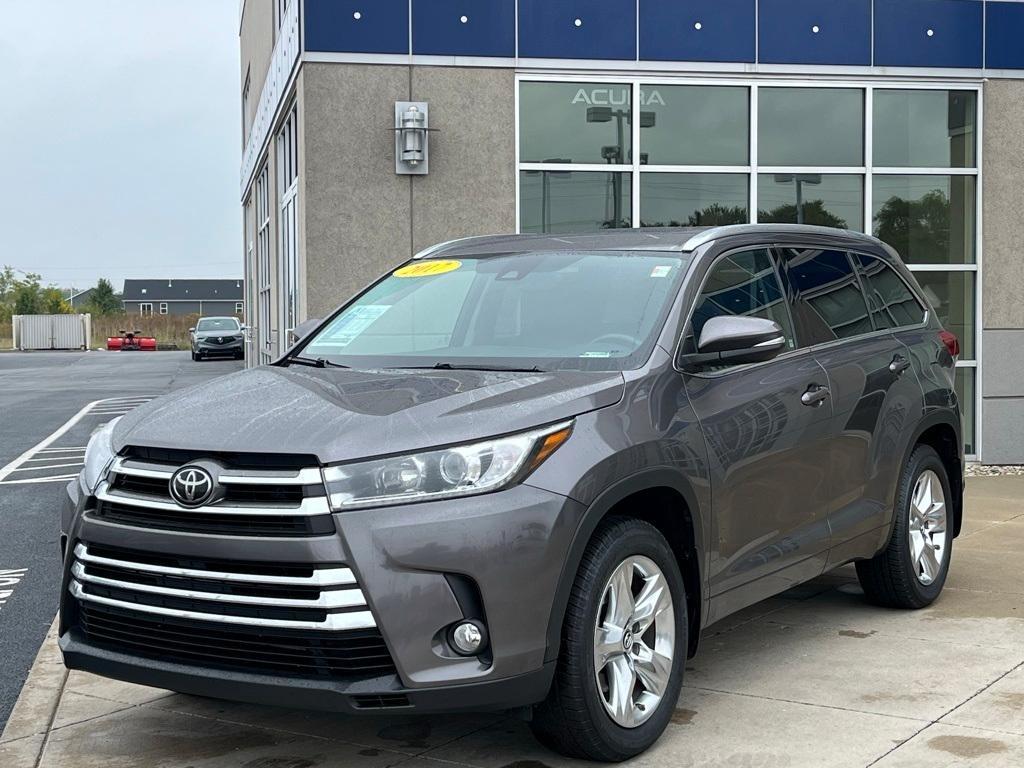 used 2017 Toyota Highlander car, priced at $24,525