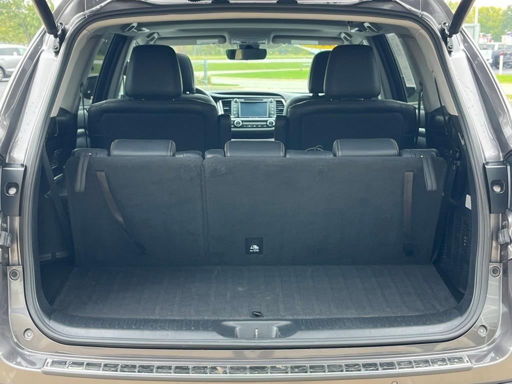 used 2017 Toyota Highlander car, priced at $24,525