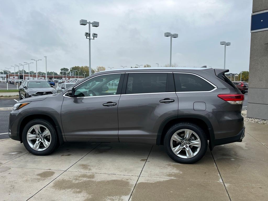 used 2017 Toyota Highlander car, priced at $24,525