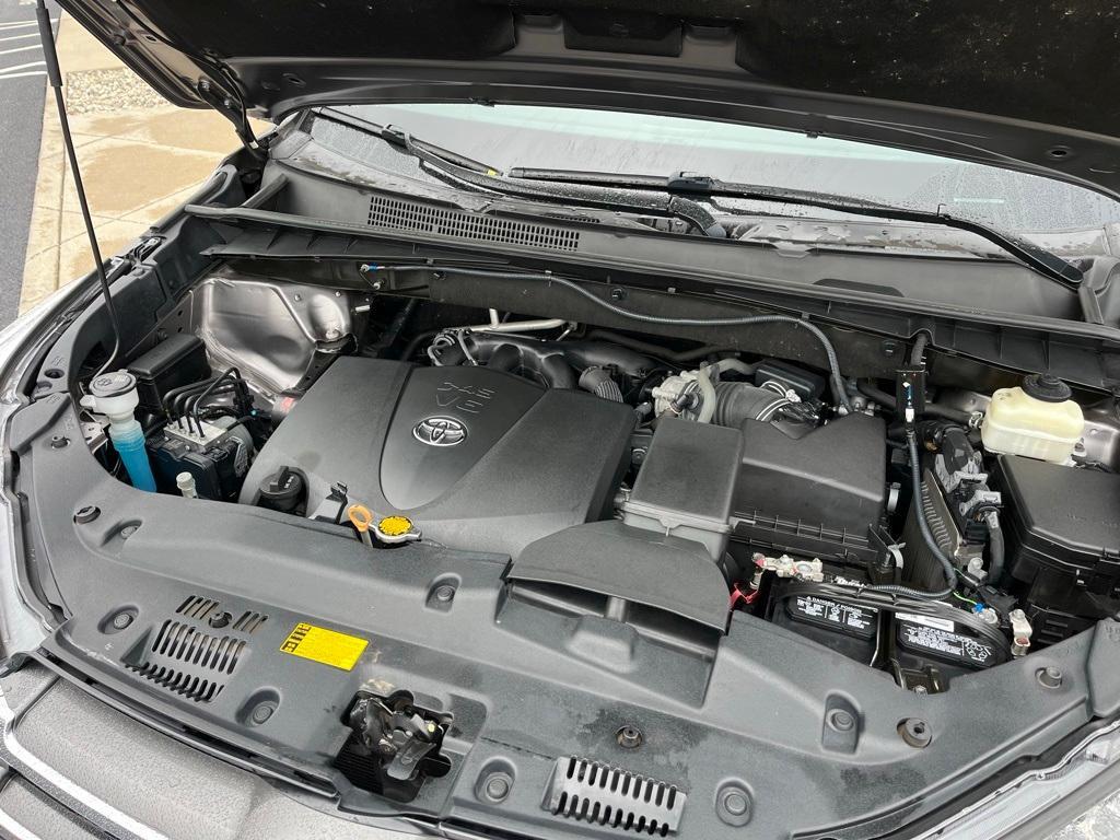 used 2017 Toyota Highlander car, priced at $24,525