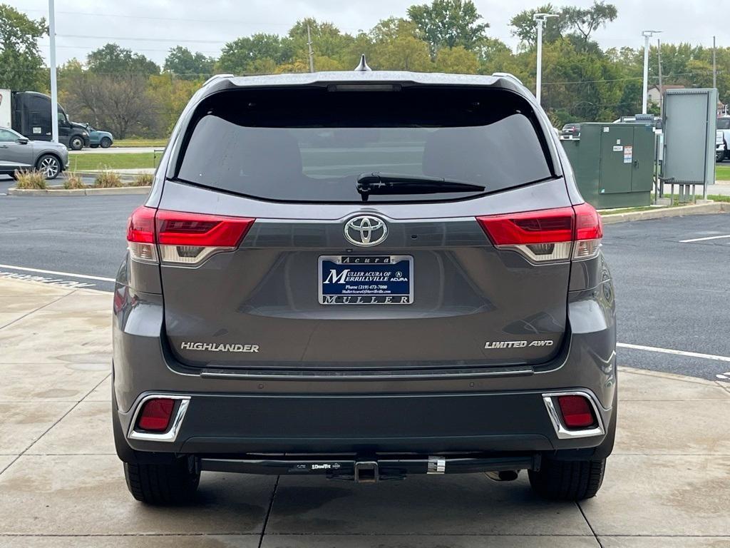 used 2017 Toyota Highlander car, priced at $24,525