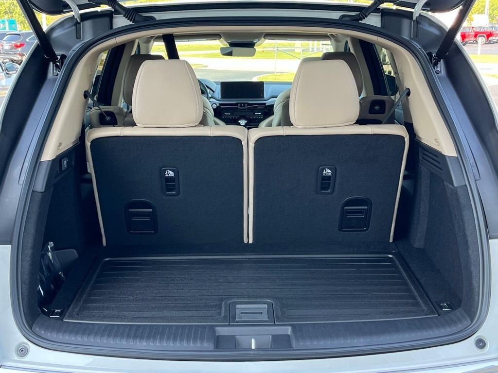 new 2026 Acura MDX car, priced at $61,350