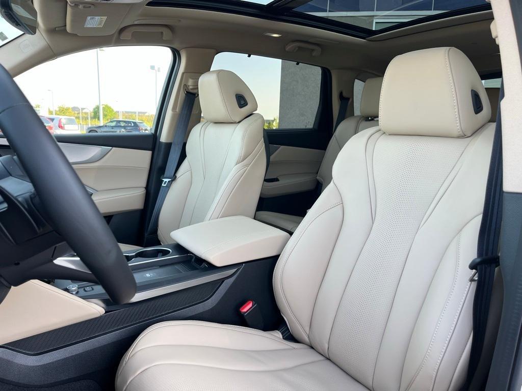 new 2026 Acura MDX car, priced at $61,350