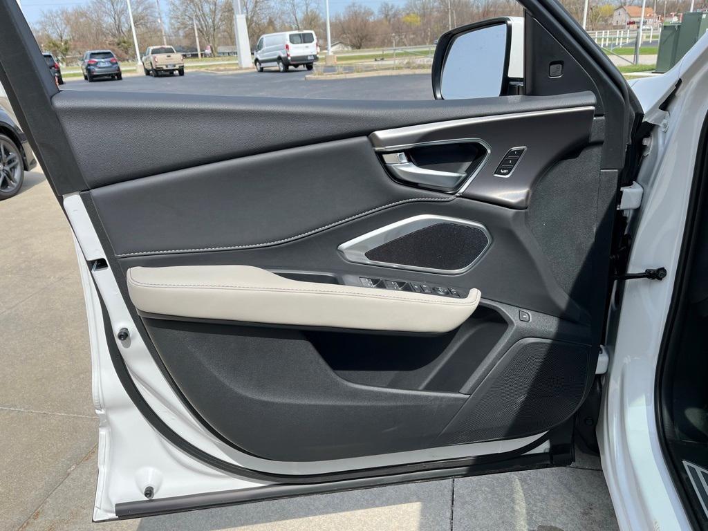 new 2025 Acura RDX car, priced at $46,650