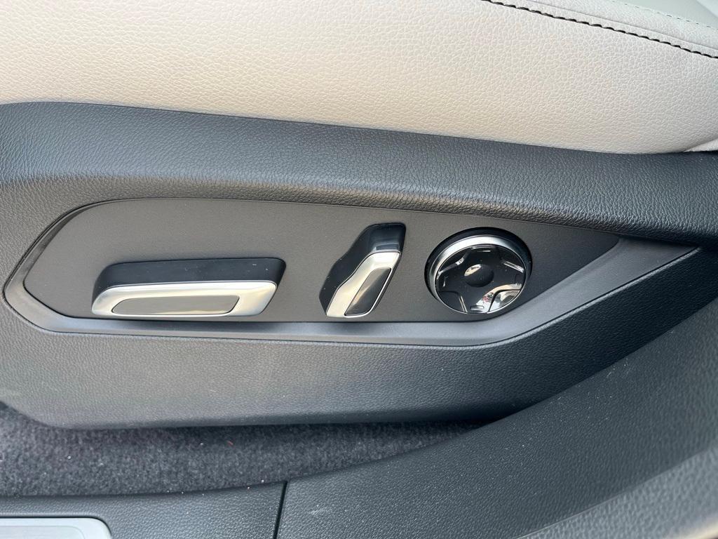 new 2025 Acura RDX car, priced at $46,650