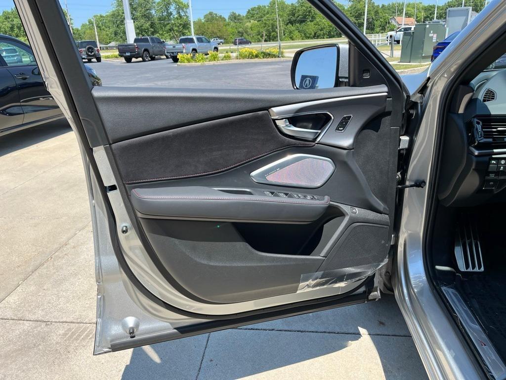 new 2025 Acura RDX car, priced at $51,650