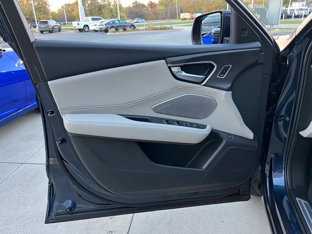 new 2025 Acura RDX car, priced at $53,800