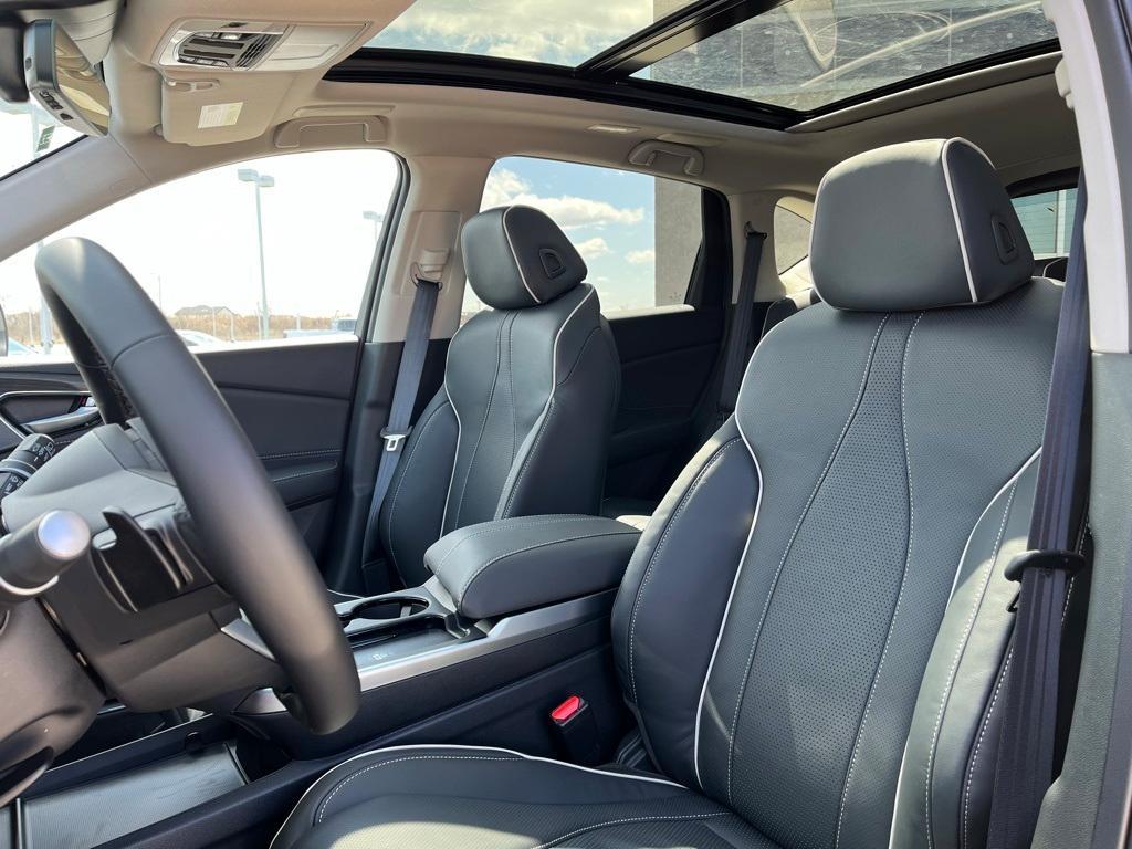 new 2025 Acura RDX car, priced at $53,800