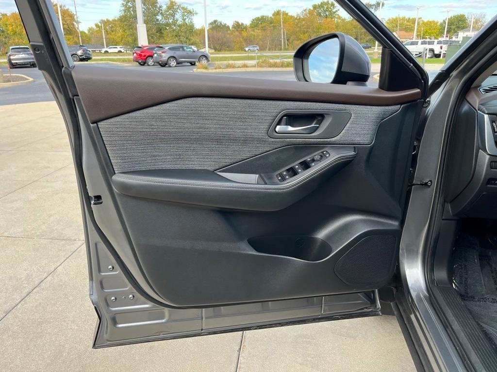 used 2023 Nissan Rogue car, priced at $22,425