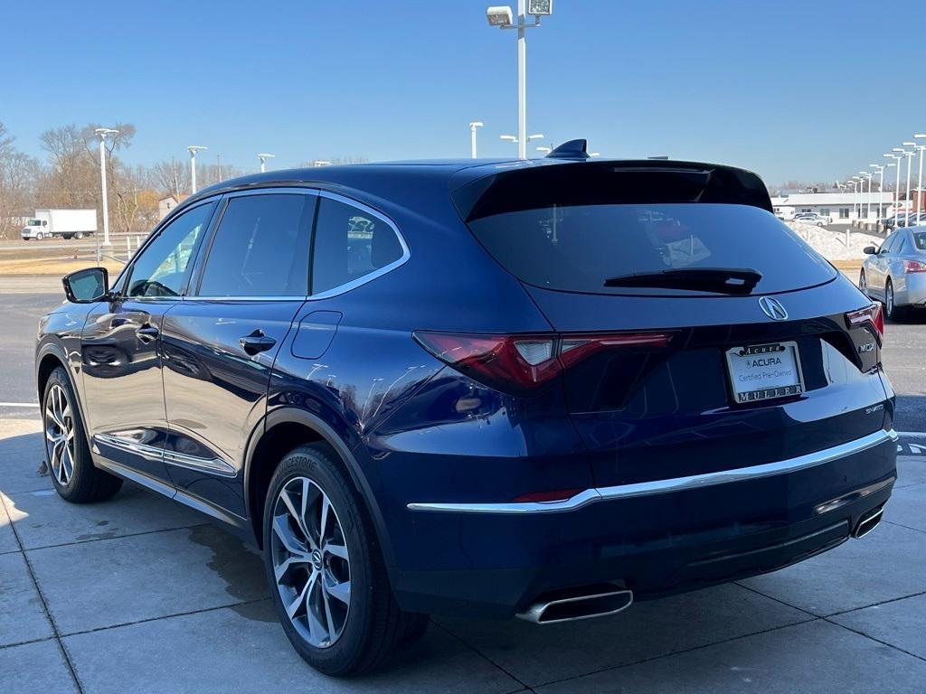 used 2022 Acura MDX car, priced at $39,605