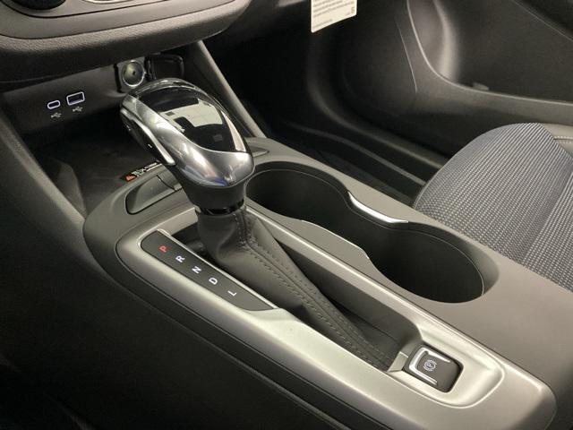 new 2025 Buick Envista car, priced at $28,100