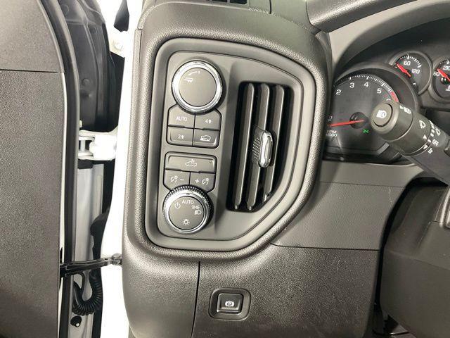 new 2025 GMC Sierra 1500 car, priced at $44,509
