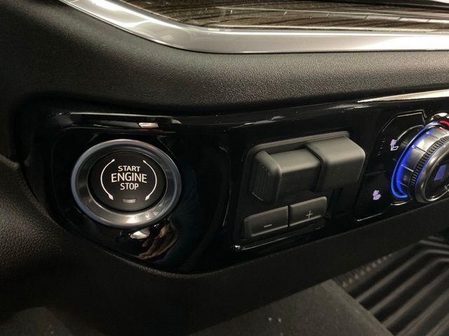 new 2025 GMC Sierra 1500 car, priced at $52,294