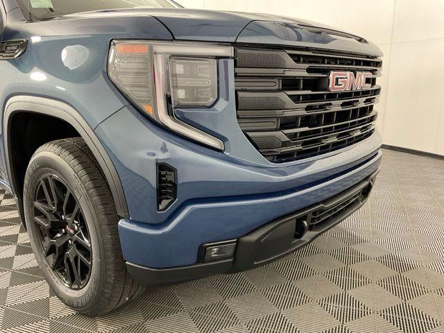 new 2025 GMC Sierra 1500 car, priced at $52,294