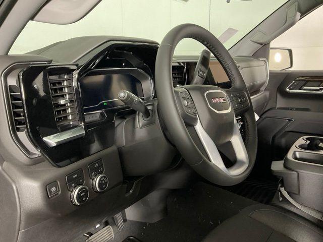 new 2025 GMC Sierra 1500 car, priced at $51,668