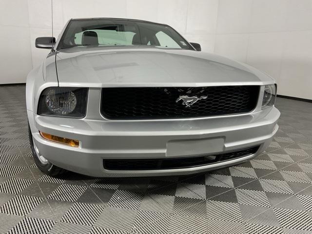 used 2009 Ford Mustang car, priced at $10,871