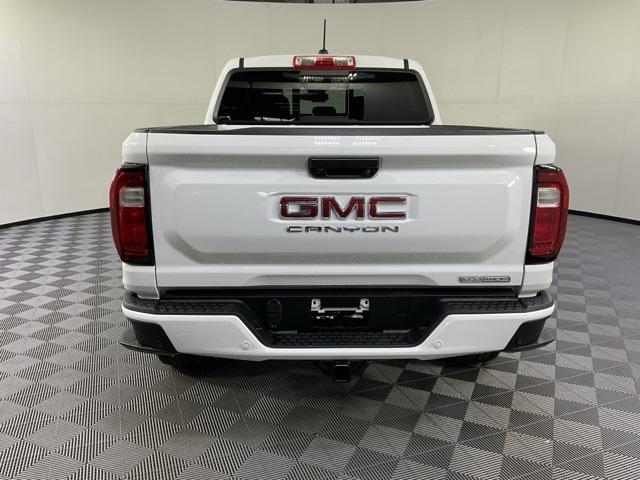 new 2024 GMC Canyon car, priced at $39,107