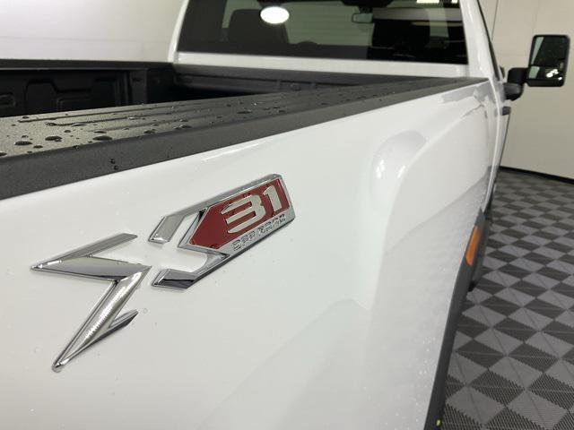 new 2025 GMC Sierra 2500 car, priced at $52,715