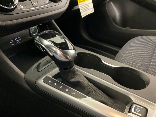 new 2025 Buick Envista car, priced at $27,205