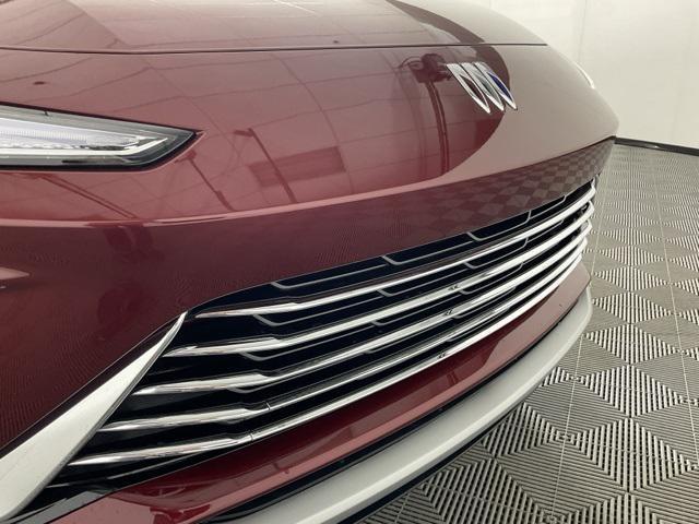 new 2025 Buick Envista car, priced at $27,205