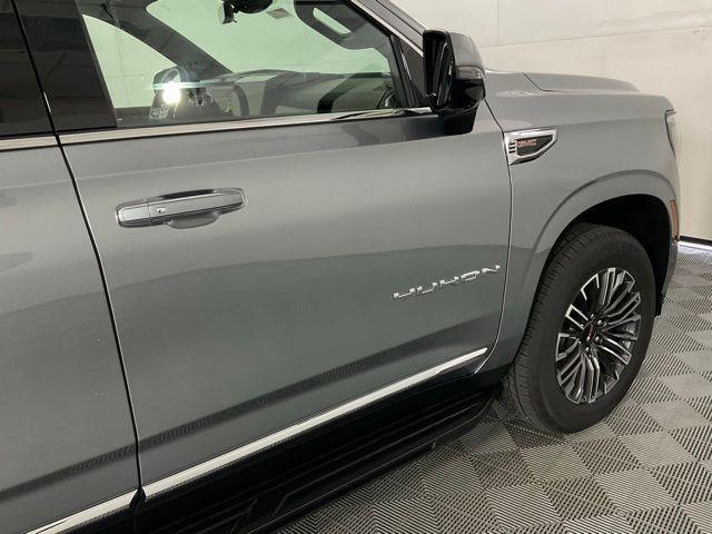 new 2025 GMC Yukon XL car, priced at $80,034