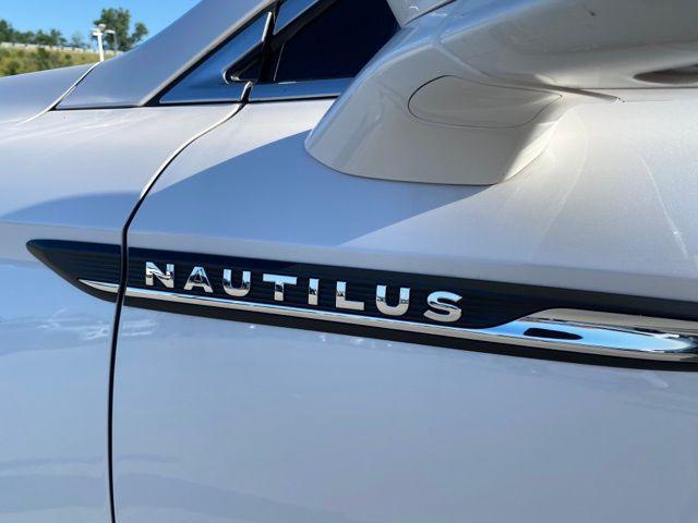 used 2019 Lincoln Nautilus car, priced at $18,574