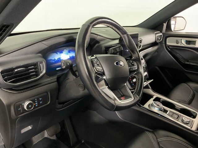 used 2022 Ford Explorer car, priced at $40,349