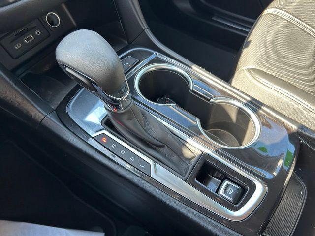 used 2022 Chevrolet Equinox car, priced at $24,470