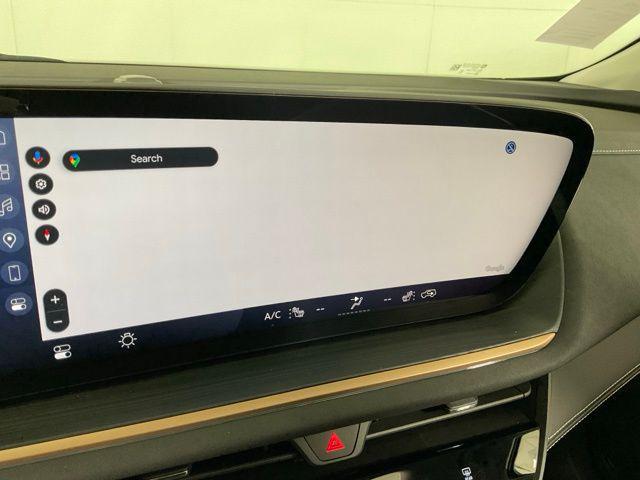 new 2025 Buick Envision car, priced at $42,423