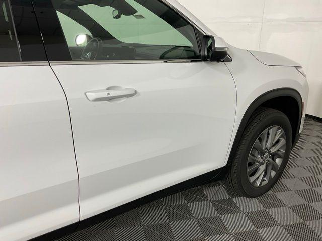 new 2026 Buick Enclave car, priced at $48,545