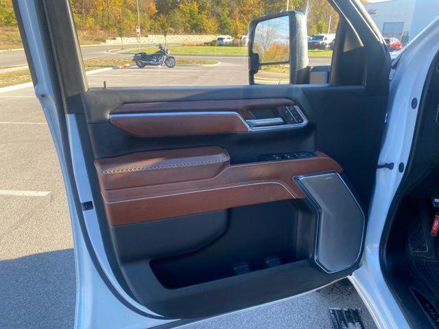 used 2024 GMC Sierra 2500 car, priced at $70,675