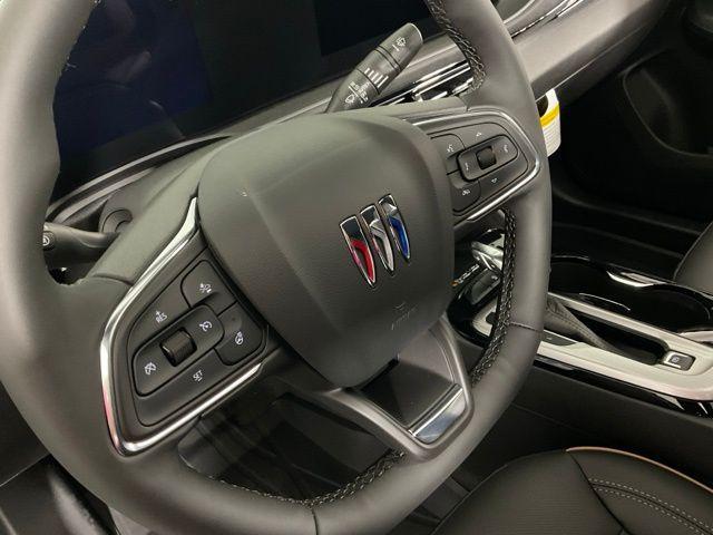 new 2025 Buick Envista car, priced at $31,910