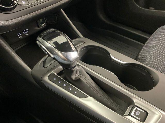 new 2025 Buick Envista car, priced at $27,505