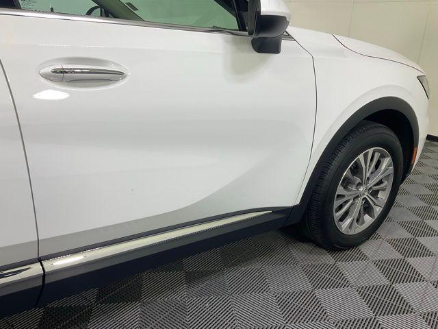 used 2022 Buick Envision car, priced at $24,274