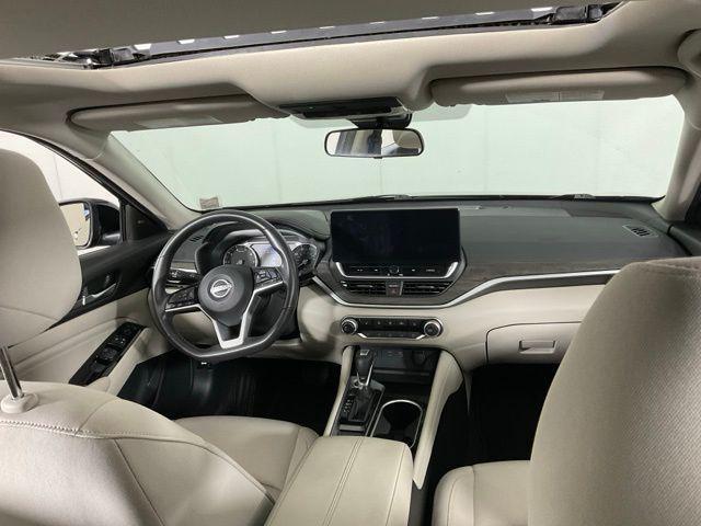 used 2023 Nissan Altima car, priced at $21,983