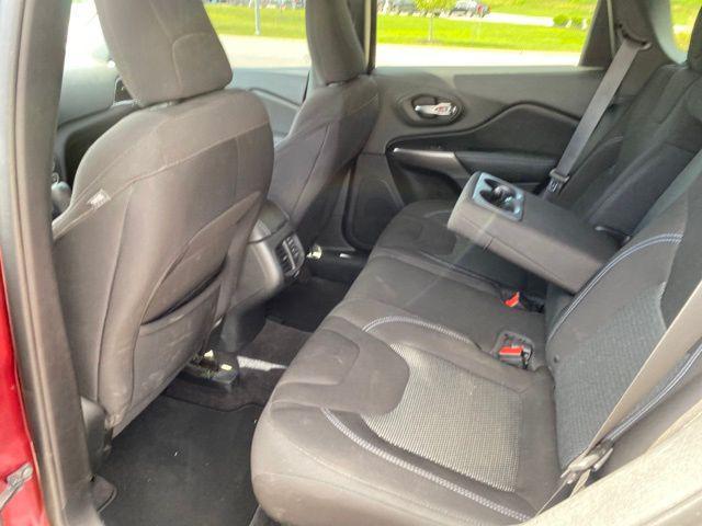 used 2019 Jeep Cherokee car, priced at $15,863