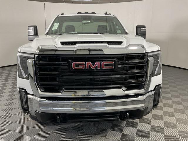 new 2025 GMC Sierra 2500 car, priced at $52,715