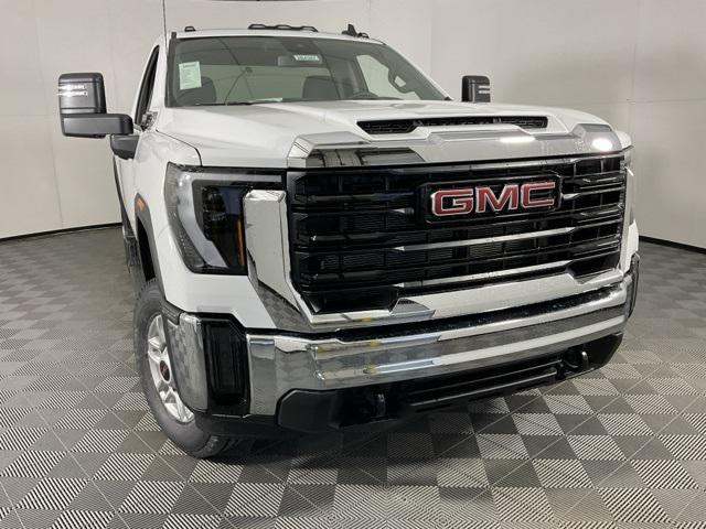 new 2025 GMC Sierra 2500 car, priced at $52,715