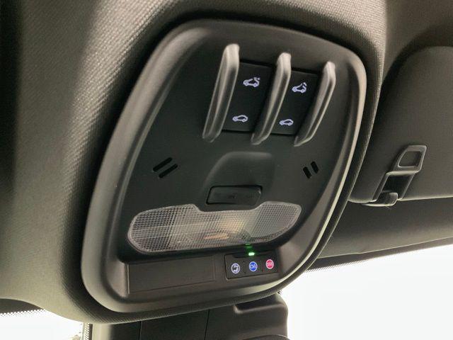 new 2025 Buick Envista car, priced at $31,910