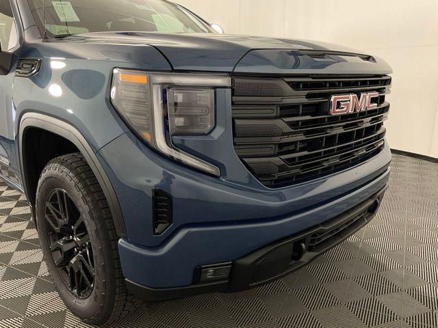 new 2025 GMC Sierra 1500 car, priced at $52,250
